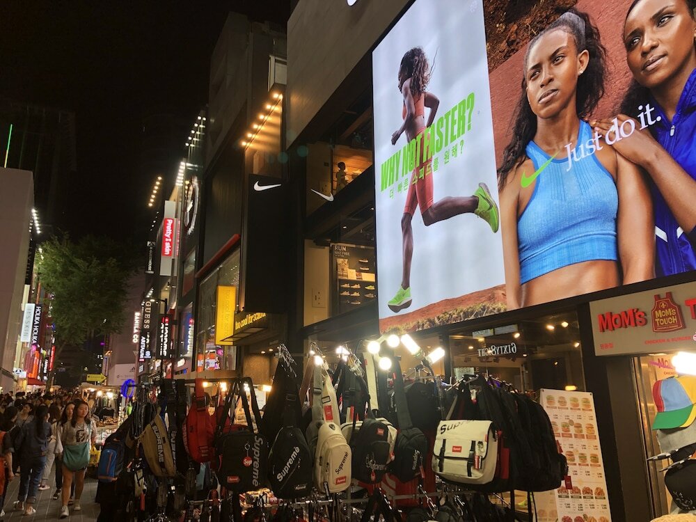 Фото Line Hotel Myeongdong