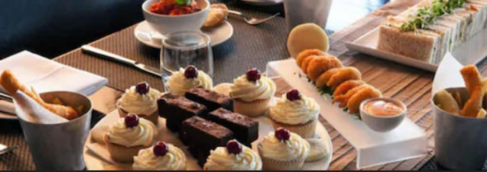 Фото Castlecary House Hotel