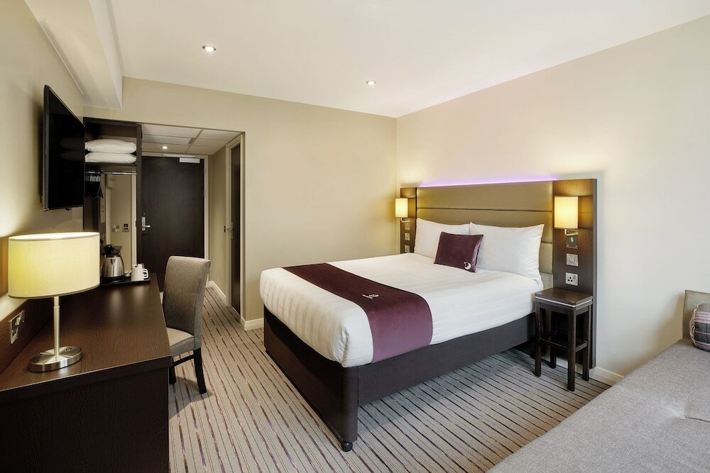 Фото Premier Inn London Hackney