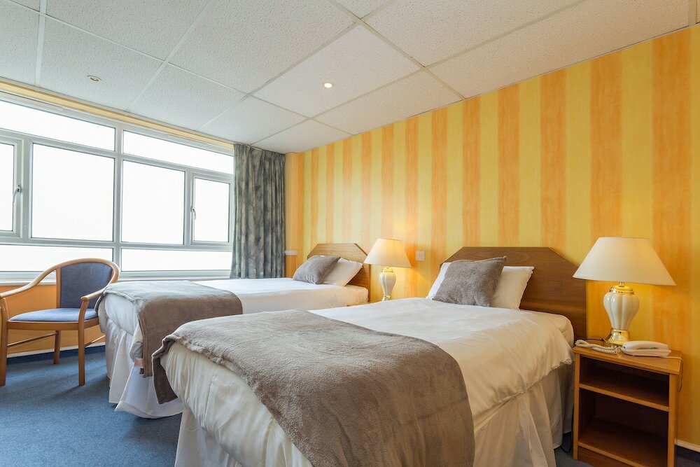 Фото Grand Burstin Hotel Folkestone