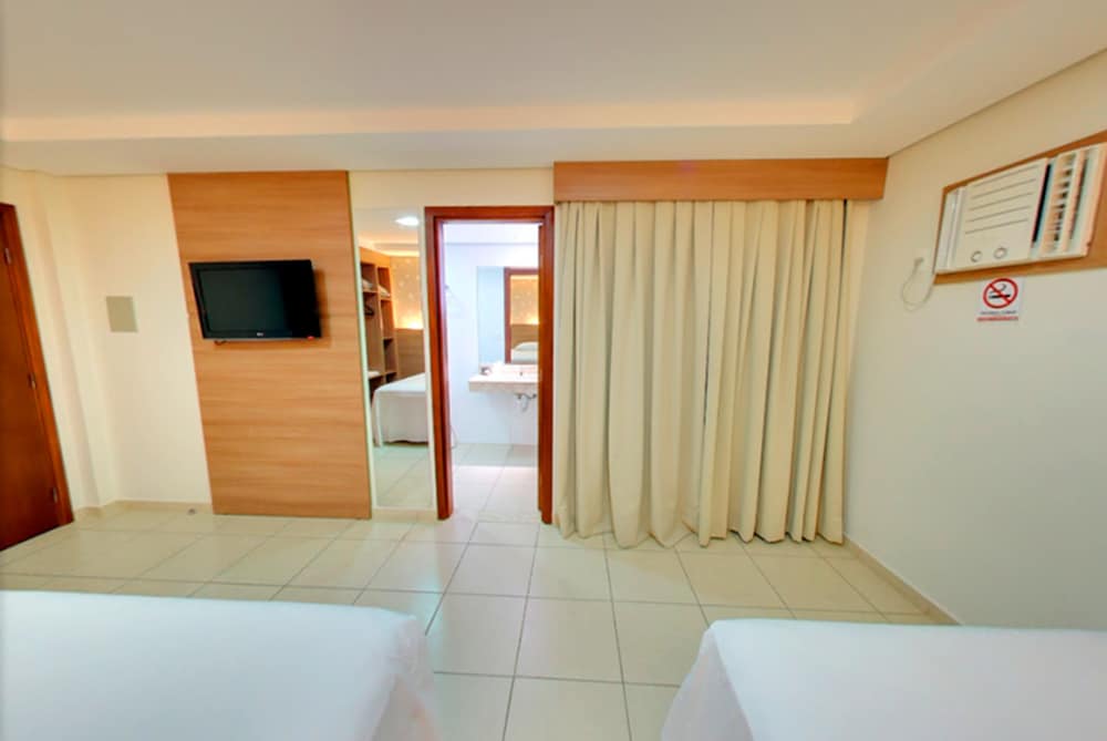 Фото Amazon Plaza Hotel