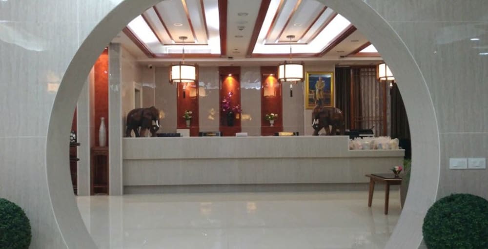 Фото The Travellers Hotel