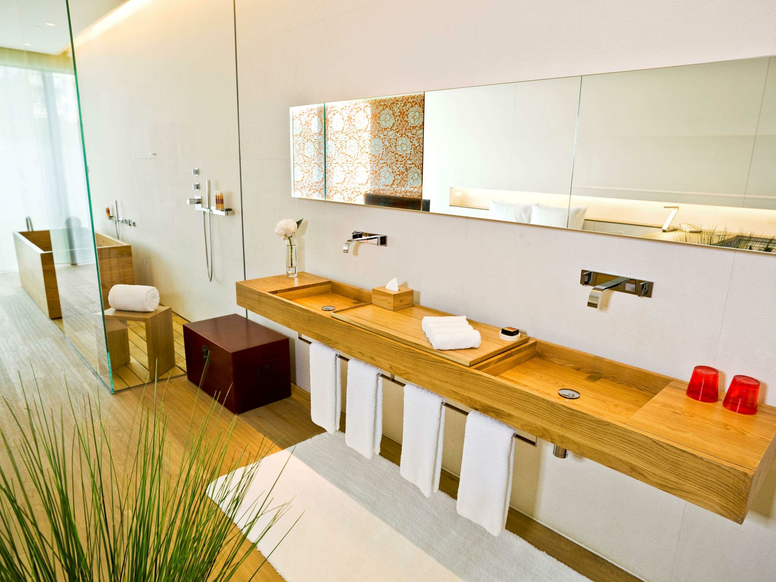 Фото The Opposite House