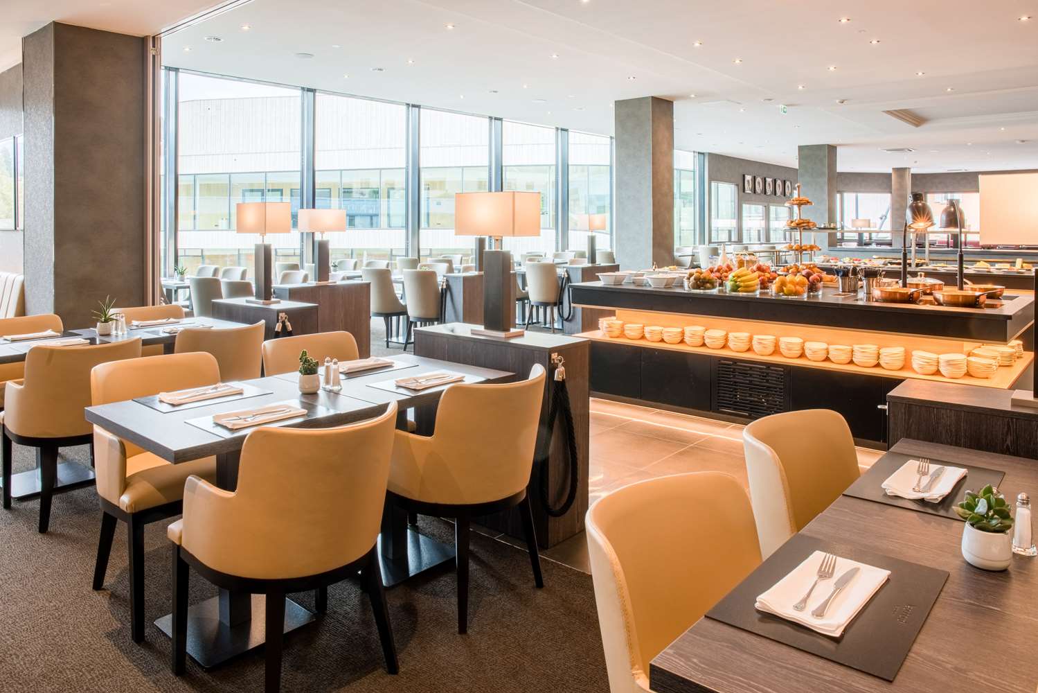 Фото Best Western Premier Central Leonhard