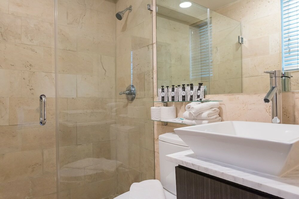 Фото Whitelaw Hotel