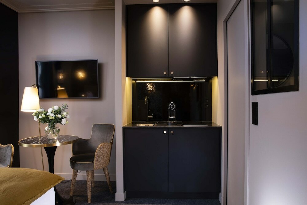 Фото Rayz Eiffel