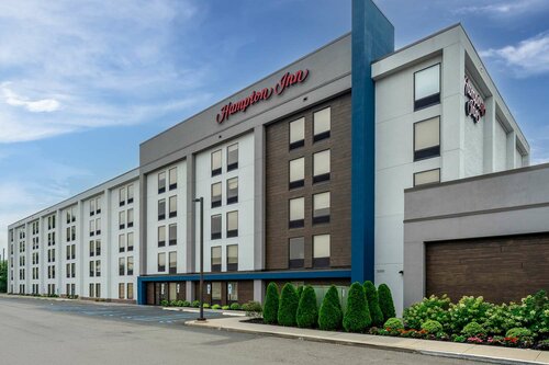 Внешний вид отеля Hampton Inn Woodbridge в Вудбридже Тауншипе, фото 2