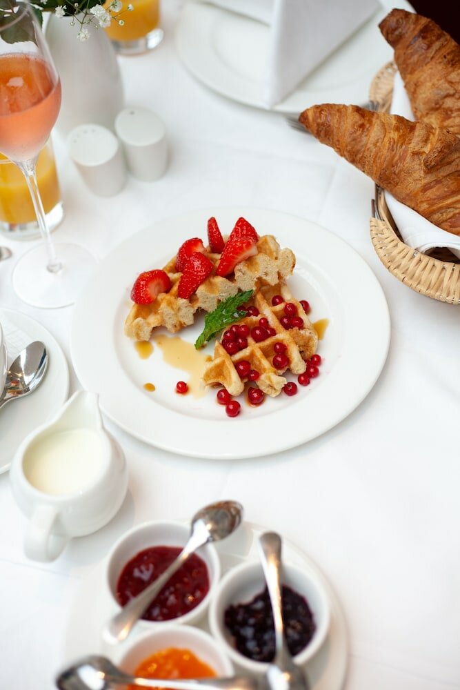 Фото Hotel Kaiserhof Wien