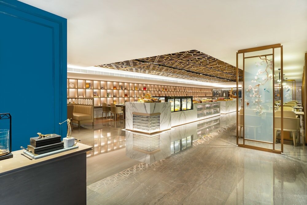 Фото China Hotel