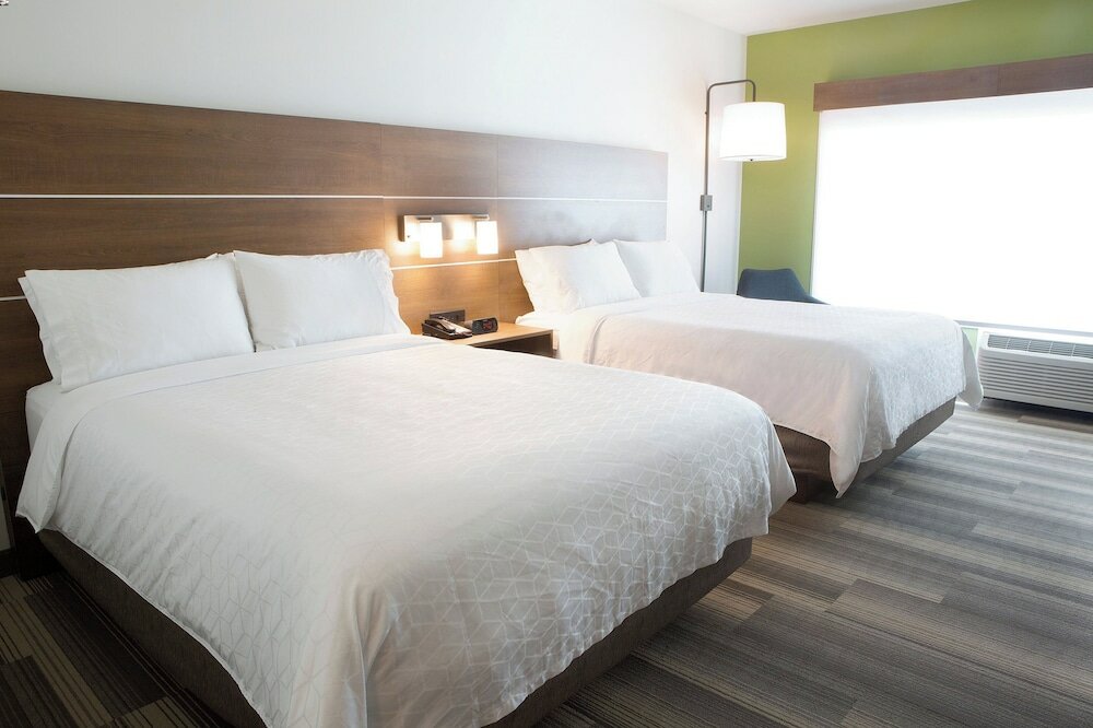Фото Holiday Inn Express & Suites Edmonton Sw - Windermere, an Ihg Hotel