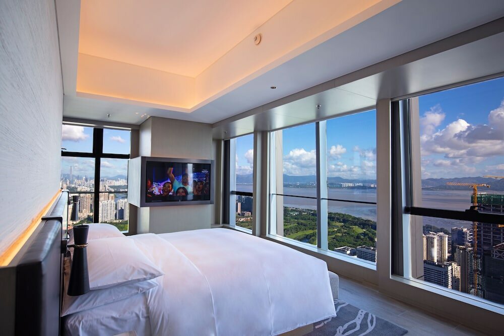 Фото Renaissance Shenzhen Bay Hotel