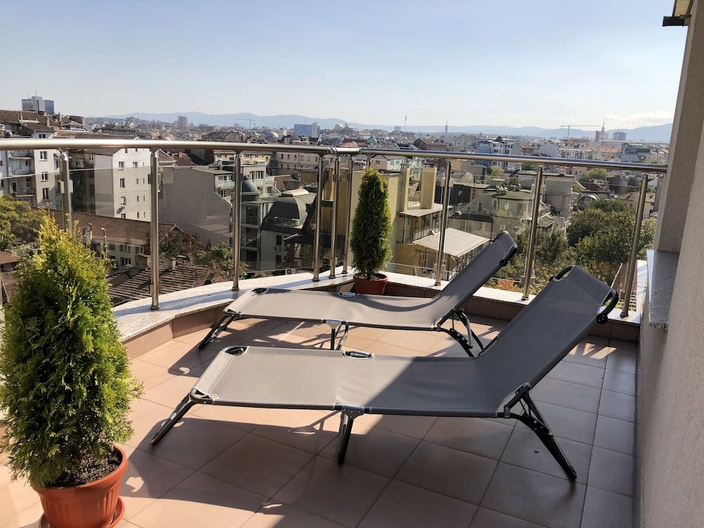 Фото Hotel Favorit