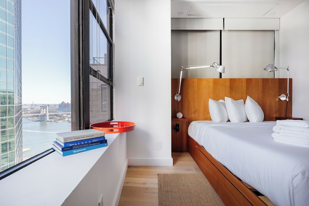 Фото Placemakr Wall Street