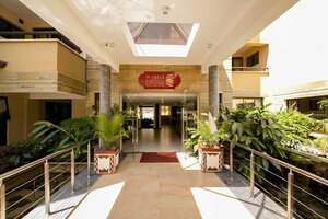 Гостиница Waridi Paradise Hotel & Suites