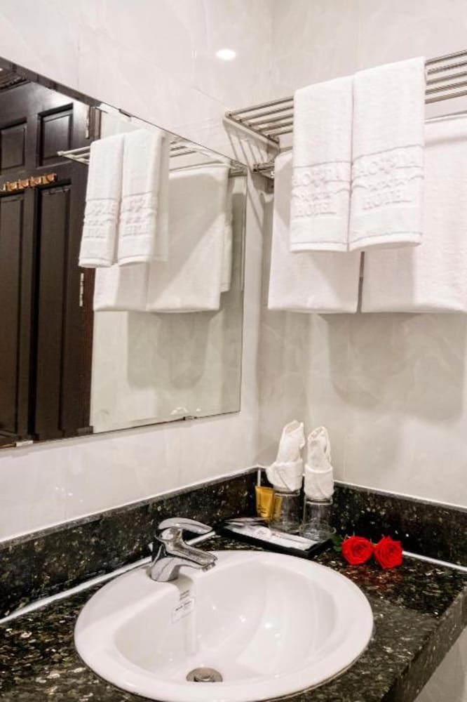 Фото Tay Bac Hotel