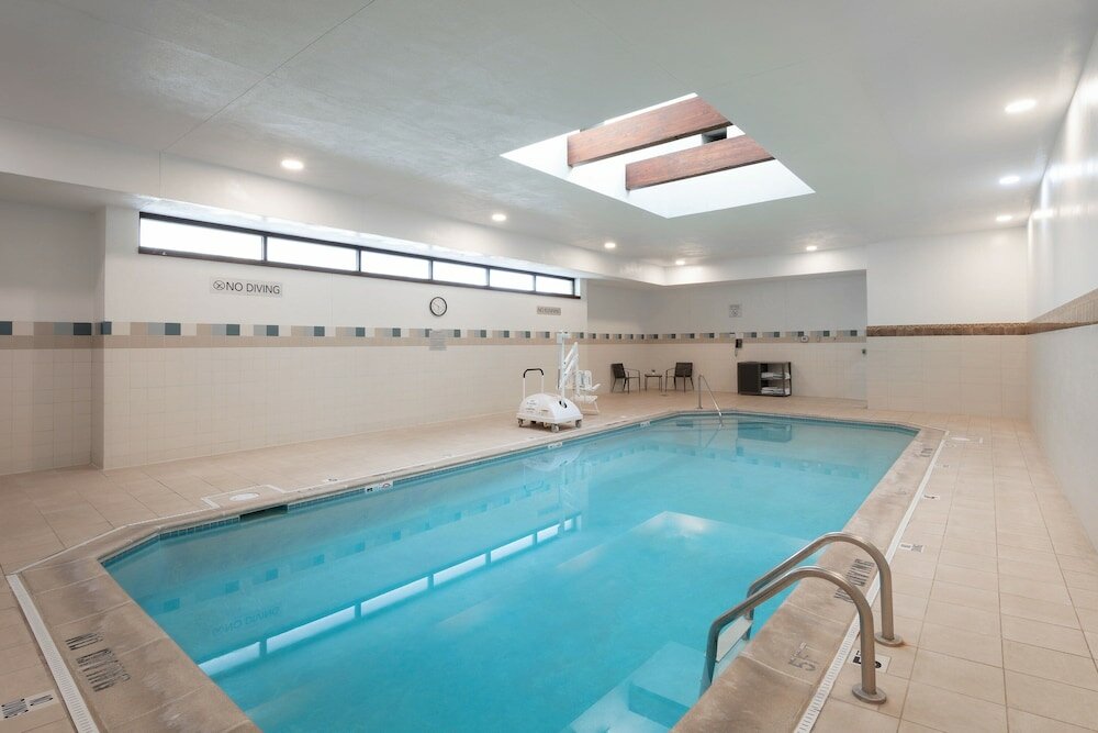 Фото Courtyard by Marriott Denver Central Park