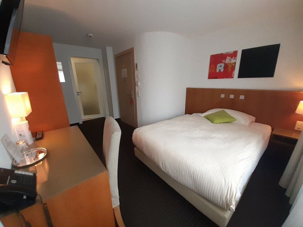 Фото Businesshotel Lux