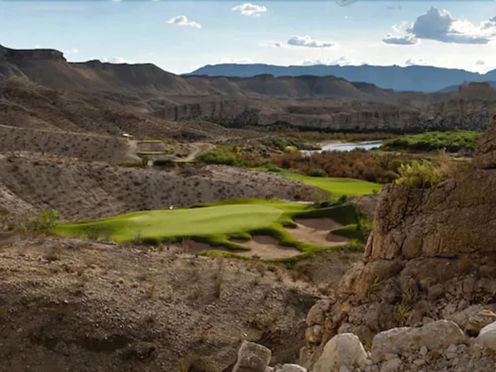 Фото Lajitas Golf Resort and SPA