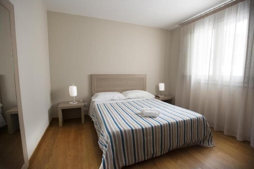 Фото Central Gallery Rooms