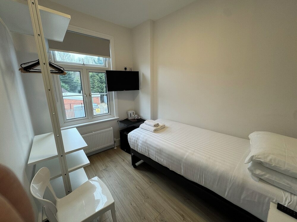 Фото Brentwood Guest House Hotel