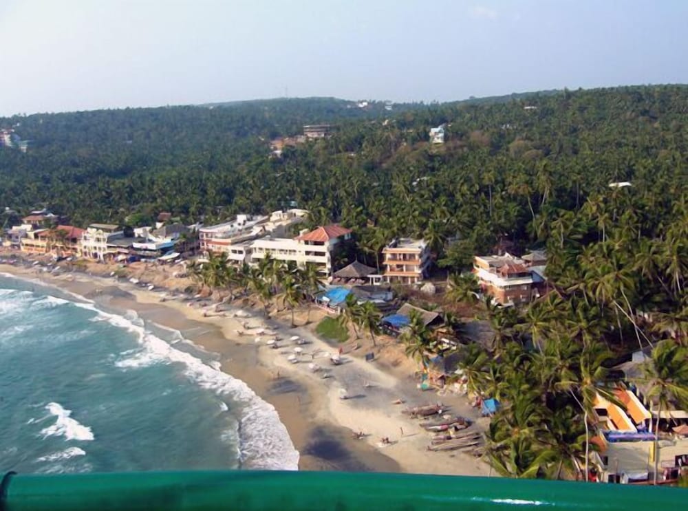 Фото Ocean Park Beach Resort