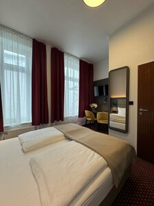 Гостиница Hotel Lumen am Hauptbahnhof