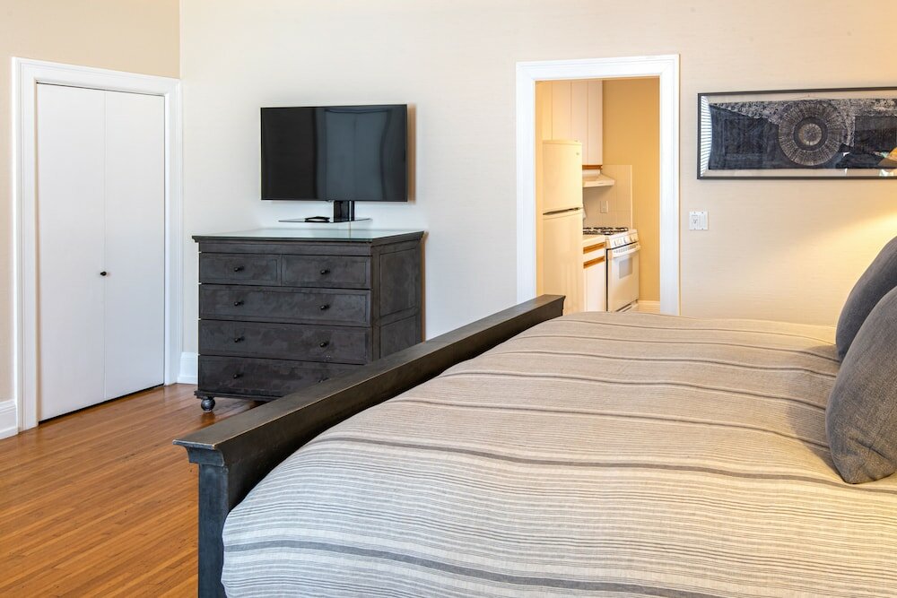 Фото Harbor House Inn