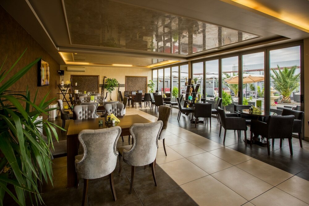 Фото Plaza Hotel