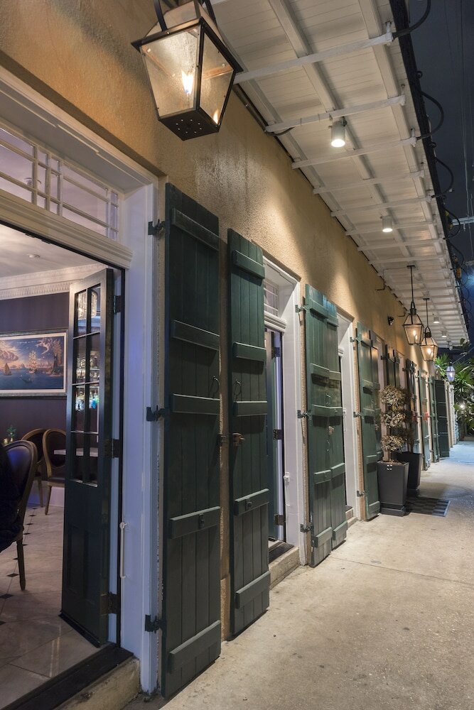 Фото Royal Frenchmen Hotel and Bar