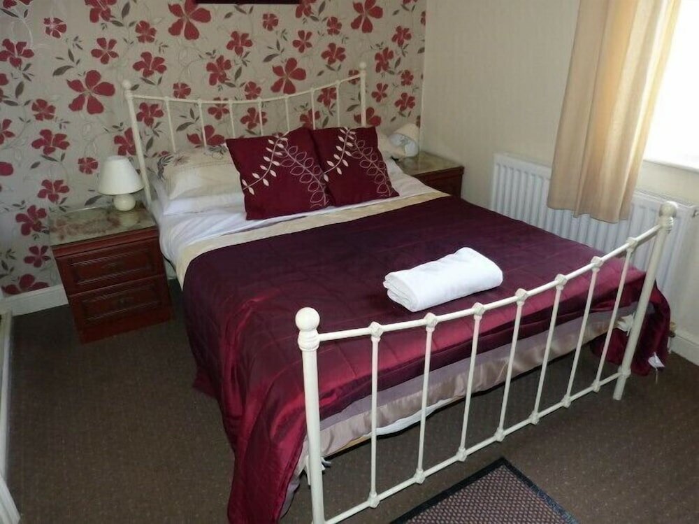 Фото The Warwick Southport