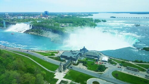 Внешний вид отеля Ramada by Wyndham Niagara Falls/Fallsview в Ниагара-Фолсе, фото 2