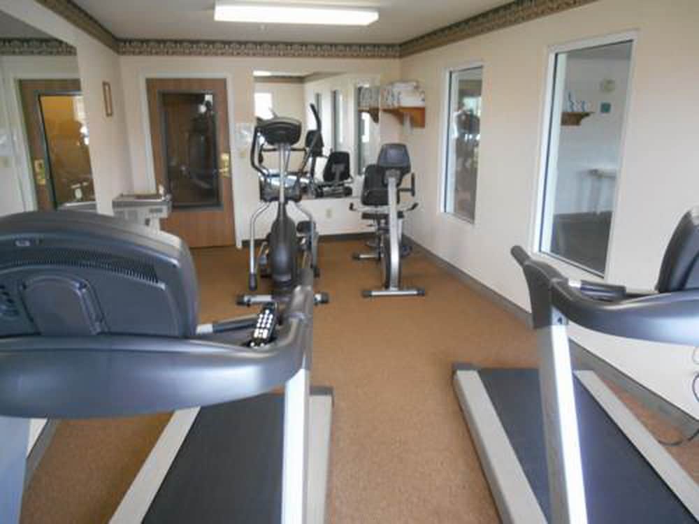 Фото FairBridge Inn Express