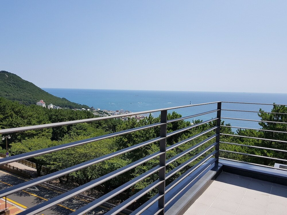 Фото Suntree Hotel