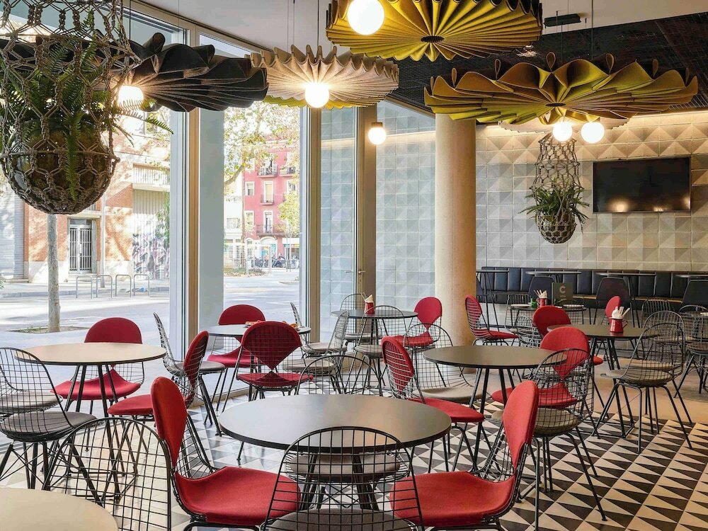 Фото Ibis Barcelona Plaza Glories 22