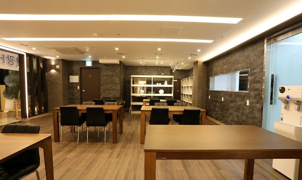 Фото Suntree Hotel