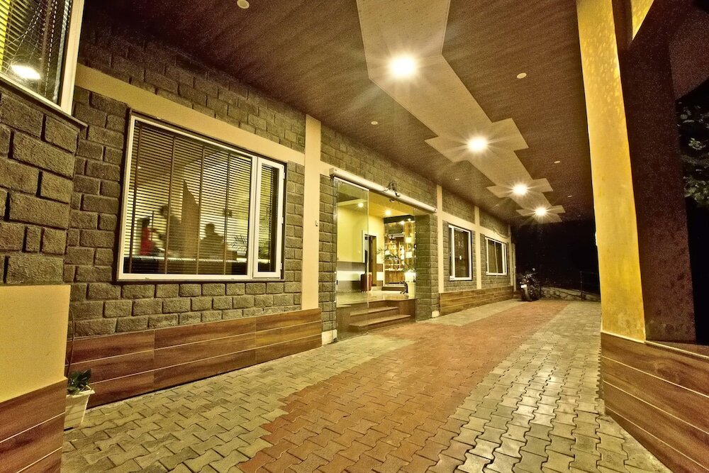 Фото Quartz Himalayan Brothers