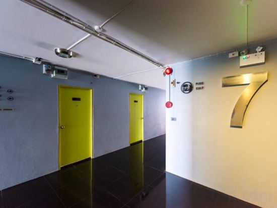 Фото R1 Nimman Hotel Chiangmai