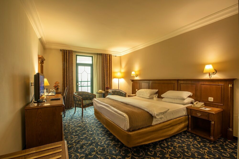 Hotel Hotel Bristol Amman, Amman, photo