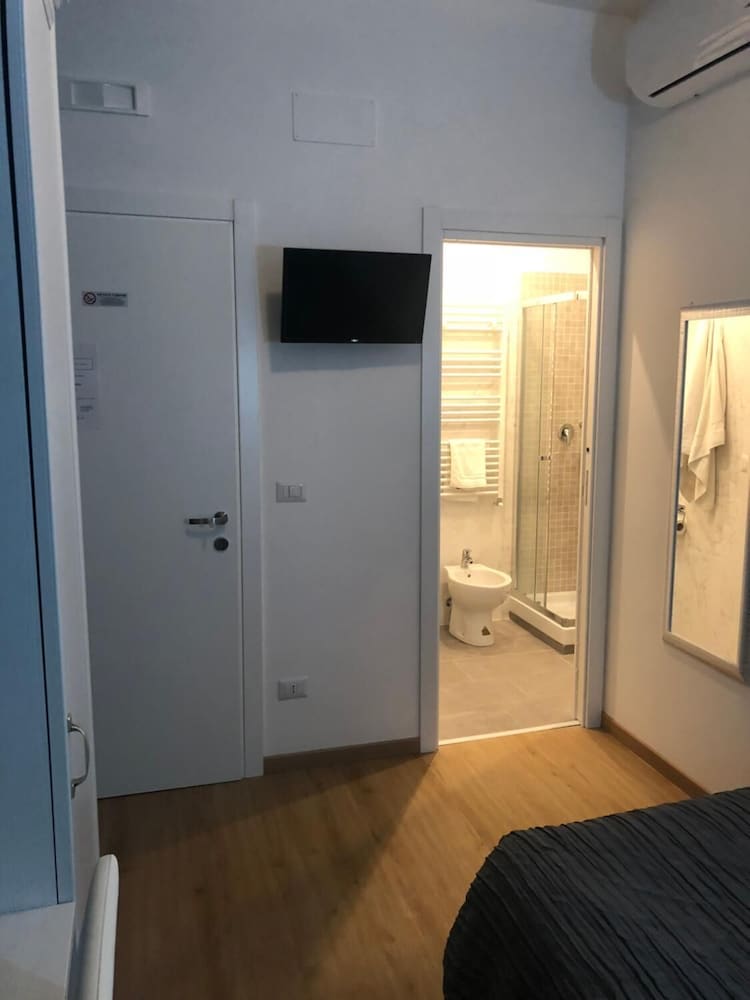 Фото Dea Tiburtina