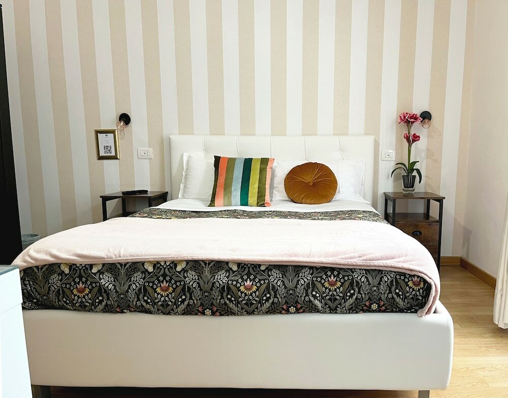 Фото Monti49 GuestHouse