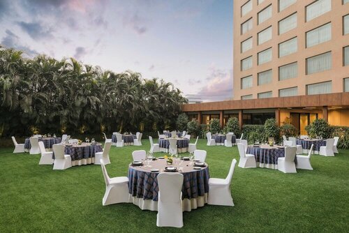 Внешний вид отеля Courtyard by Marriott Mumbai International Airport в Мумбаях, фото 5