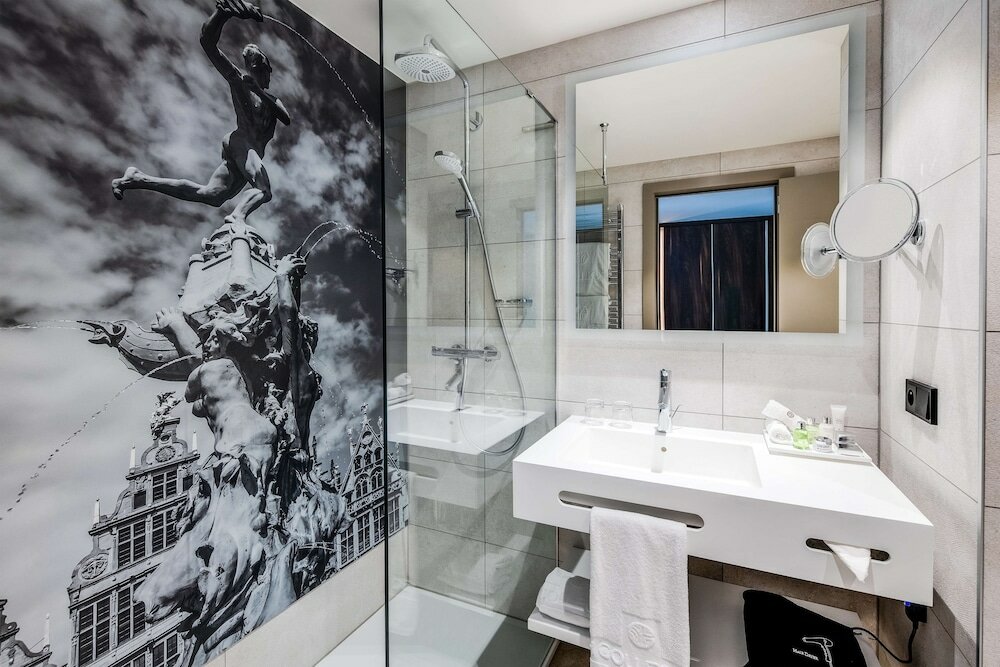 Фото Nh Collection Antwerp Centre