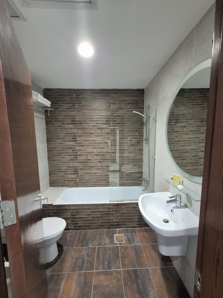 Фото Le Vendôme Hotel