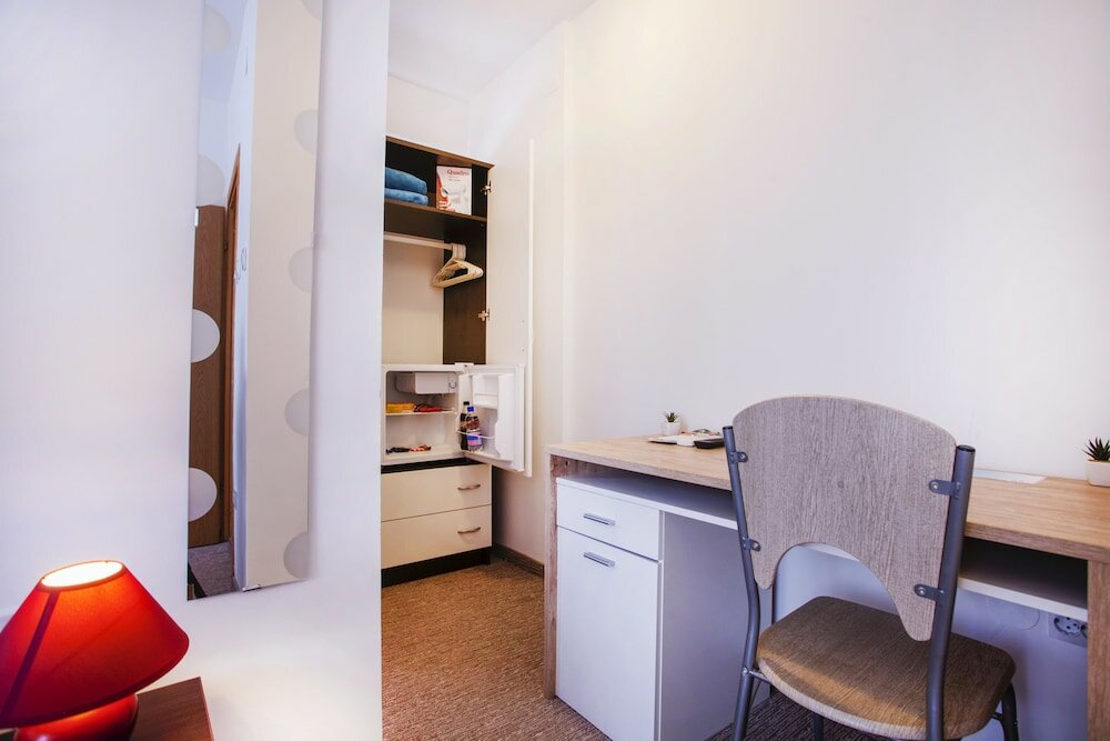 Фото Отель London Rooms Zagreb Airport