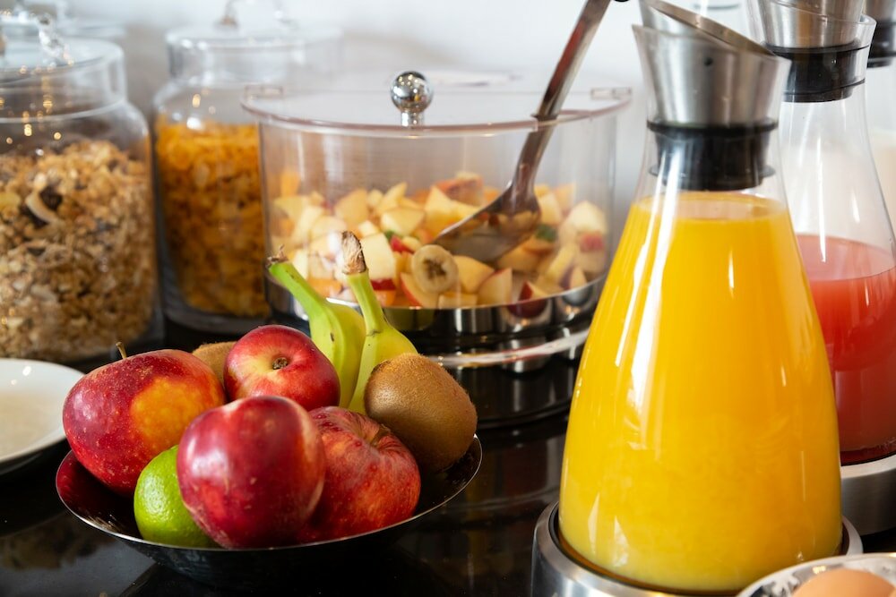 Фото Hôtel La Tour de Nesle La Rochelle Vieux Port