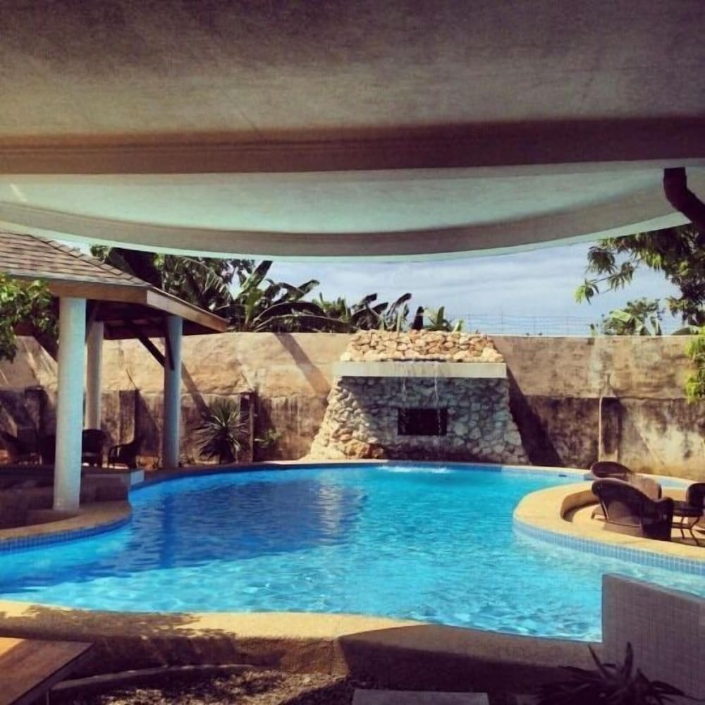 Фото Lapu Lapu Cottages and Restaurant