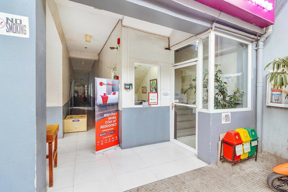 Фото RedDoorz near Cebu Metropolitan Cathedral