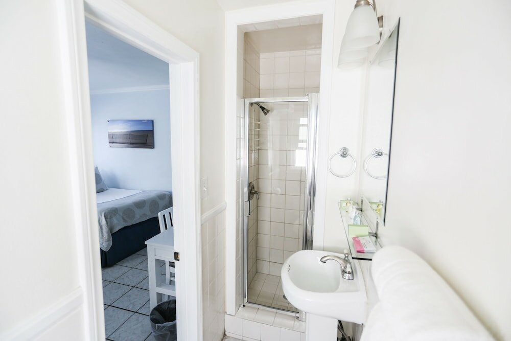 Фото Venice on the Beach Hotel