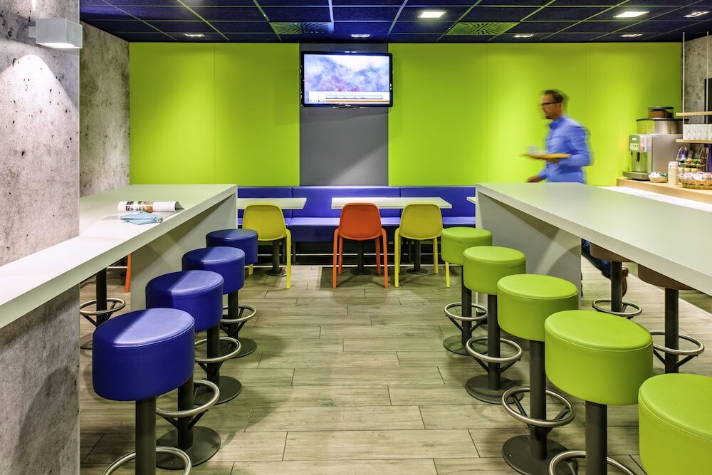 Фото Ibis budget Hyères Centre Ville