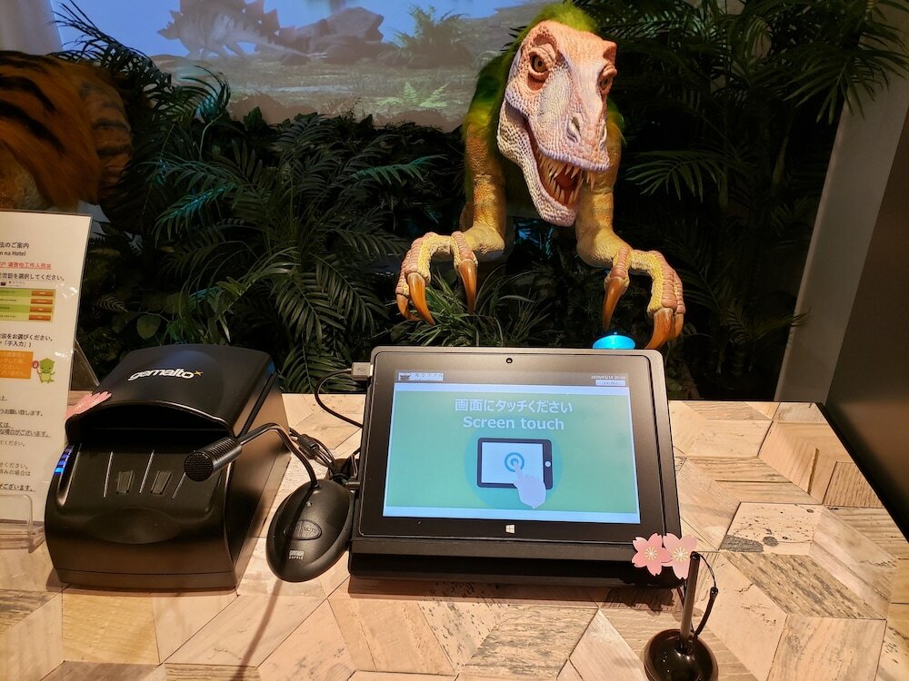 Фото Henn na Hotel Osaka Shinsaibashi